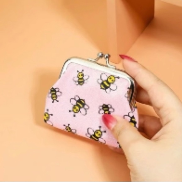 🎈SALE 🎈Vintage Inspired Bee Print Design Change Purse - Picture 3 of 6